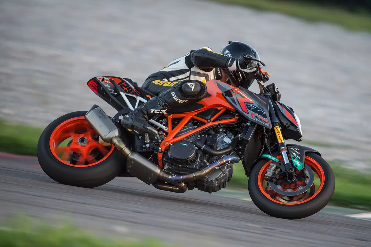 KTM 1290 SuperDuke R Special Powerparts 