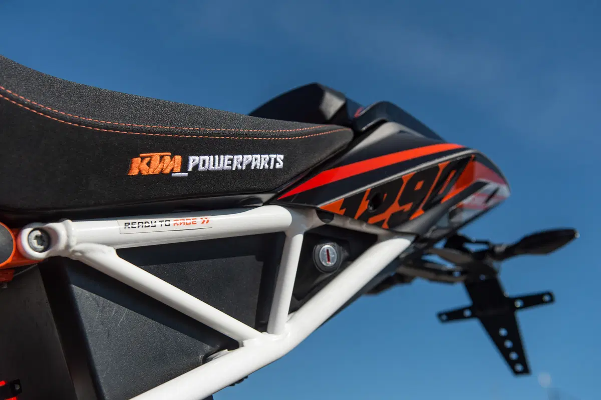 KTM 1290 SuperDuke R Special Powerparts  (23)