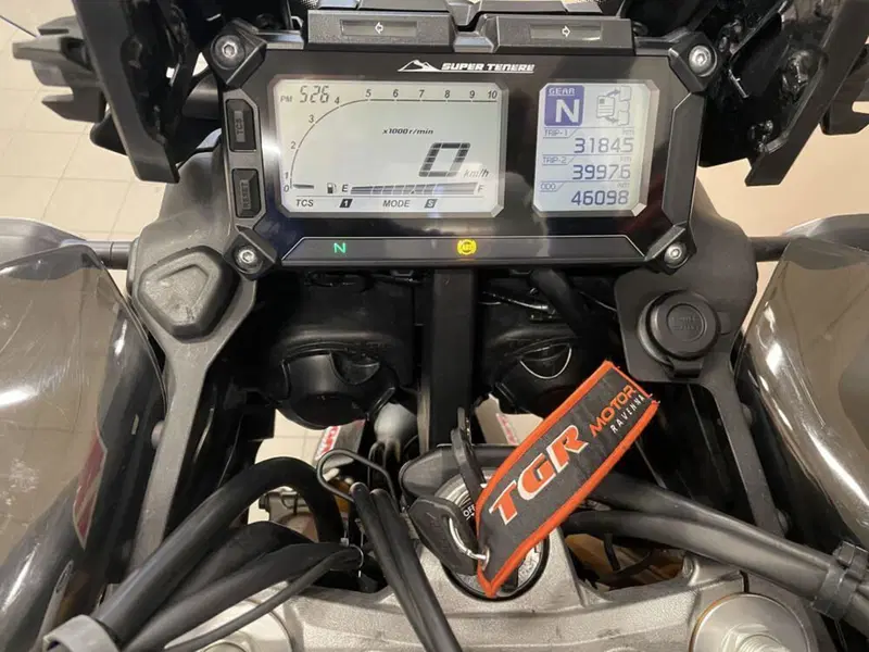 Yamaha XT1200Z Super Ténéré Worldcrosser (2017) (3)