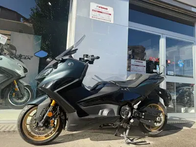 Yamaha T-Max 560 (2022 - 24) usata