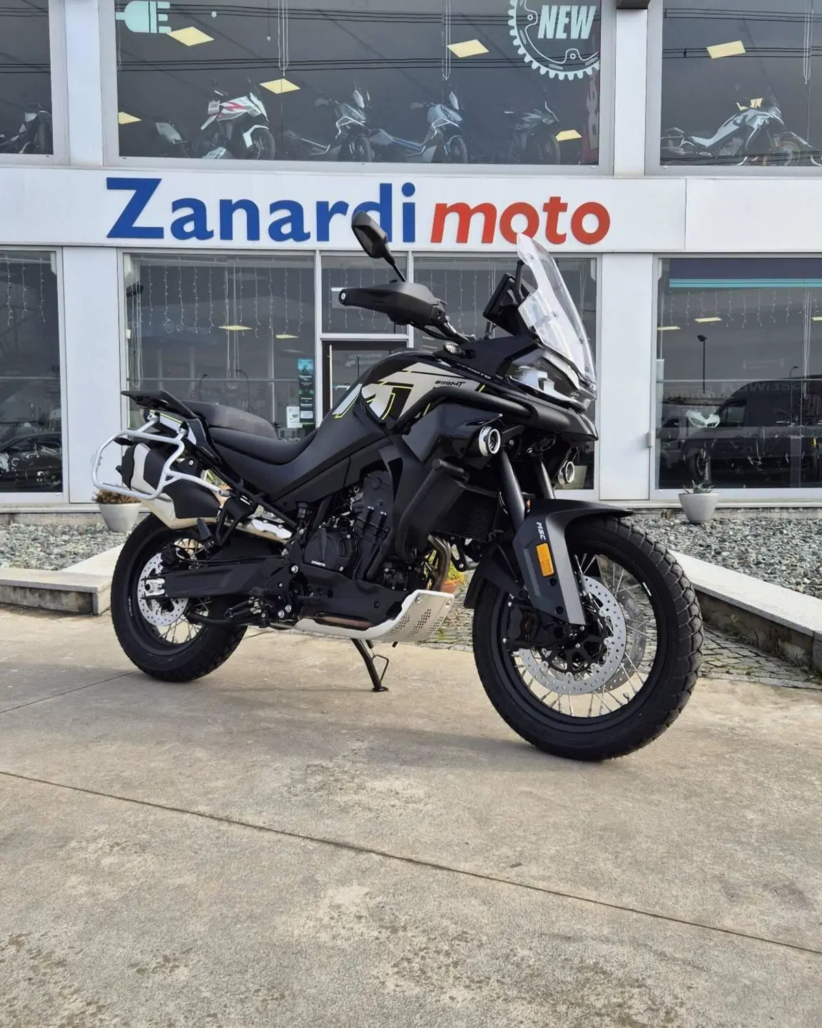 CFMOTO 800MT Explore (2023 - 26)