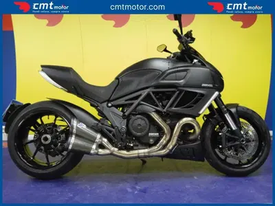 Ducati Diavel 1200 (2010 - 13) usata