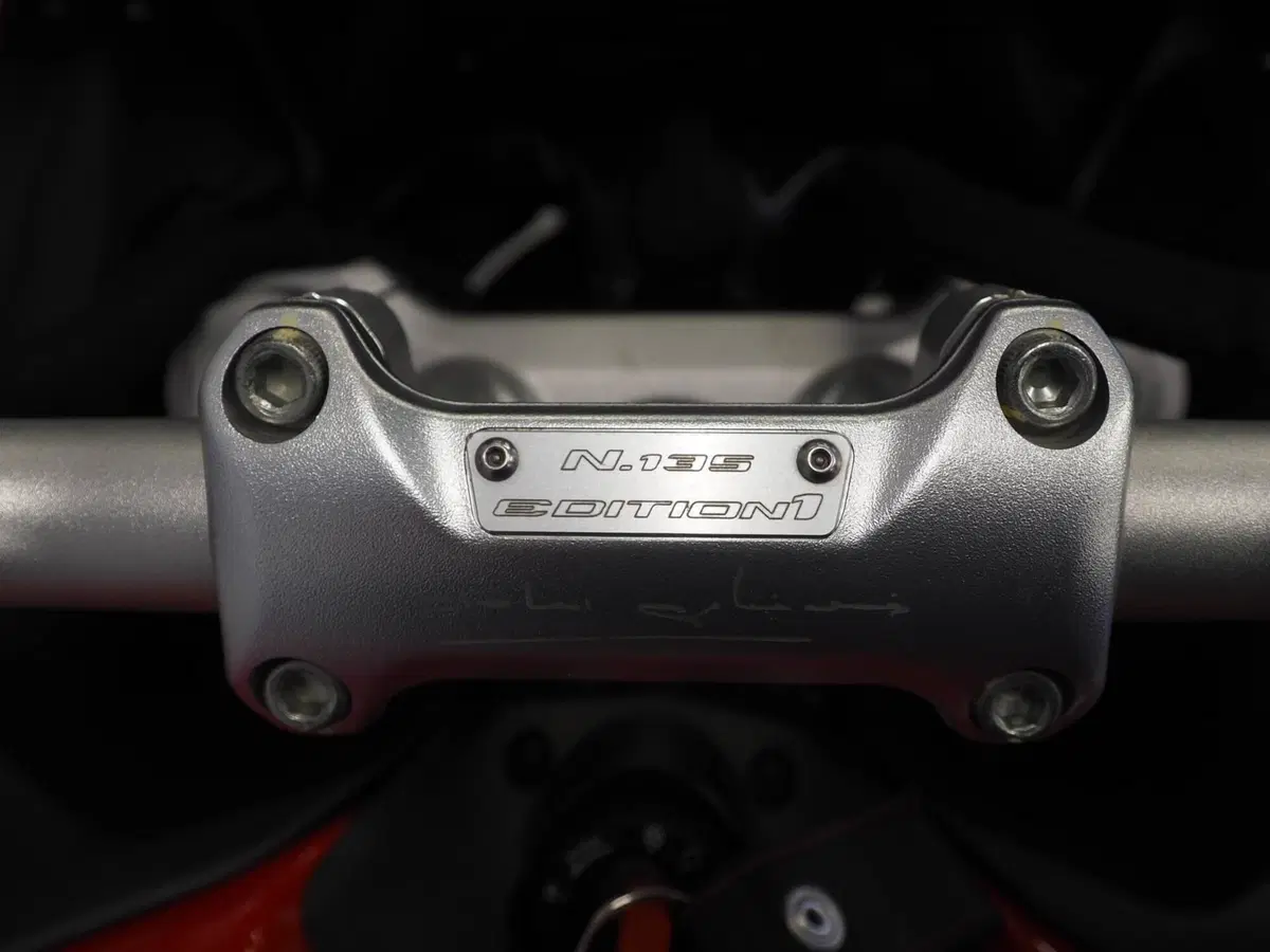 MV Agusta Turismo Veloce 800 (2014 - 16) (11)