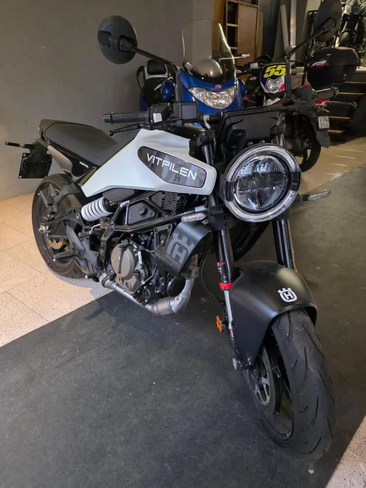 Husqvarna Vitpilen 125 (2024 - 26) (2)