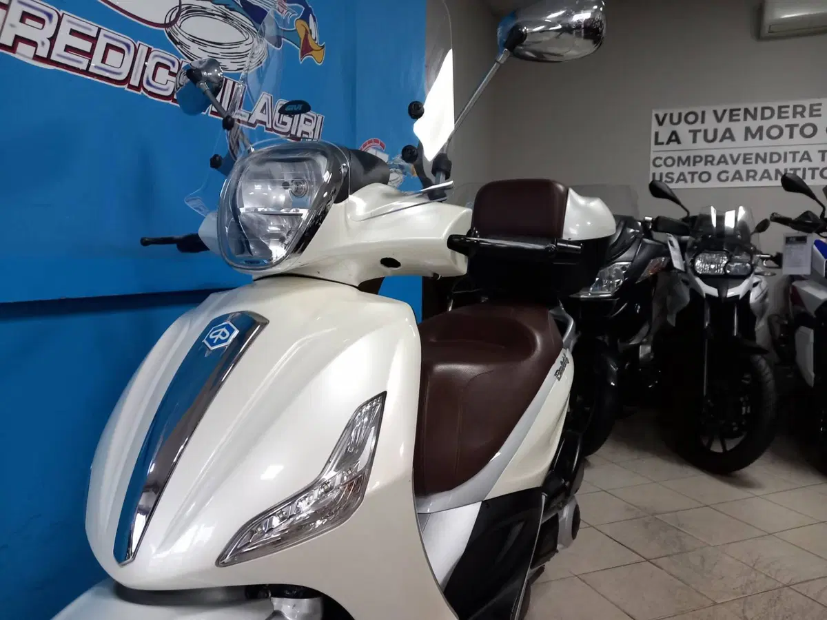 Piaggio Beverly 300 i.e. (2010 - 16) (8)