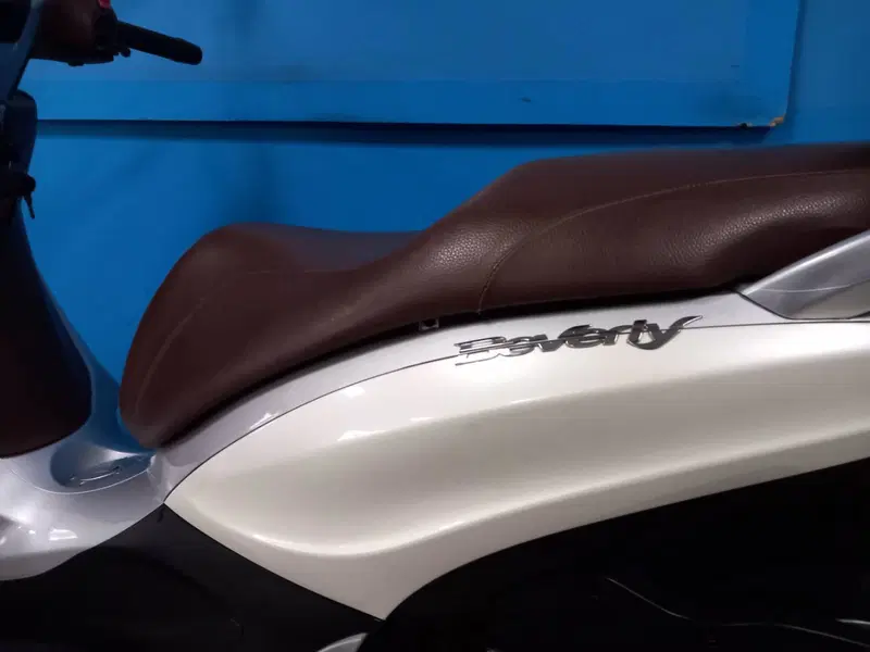 Piaggio Beverly 300 i.e. (2010 - 16) (11)