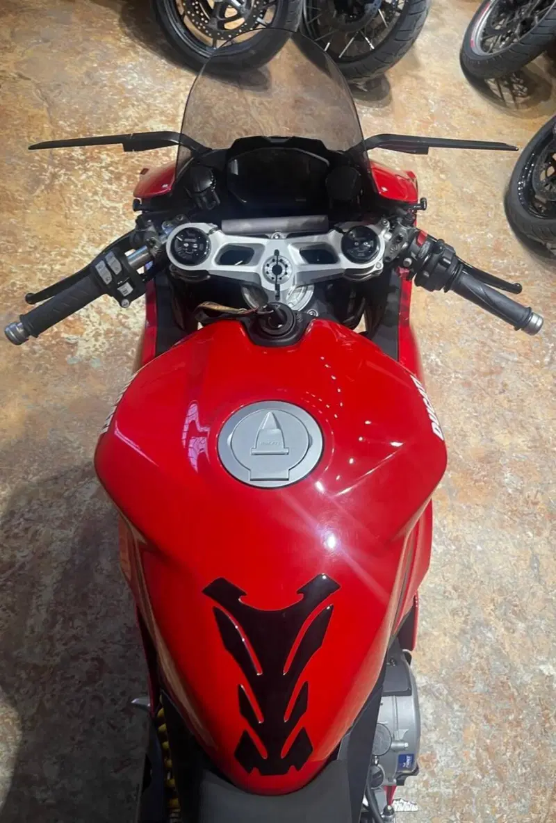 Ducati Streetfighter V2 (2022 - 24) (17)