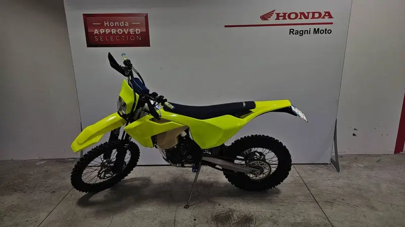Husqvarna FE 350 (2017) (2)