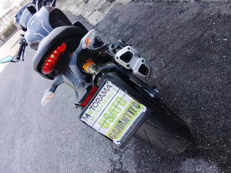 Ducati Monster 821 Stealth (2019 - 20) (10)