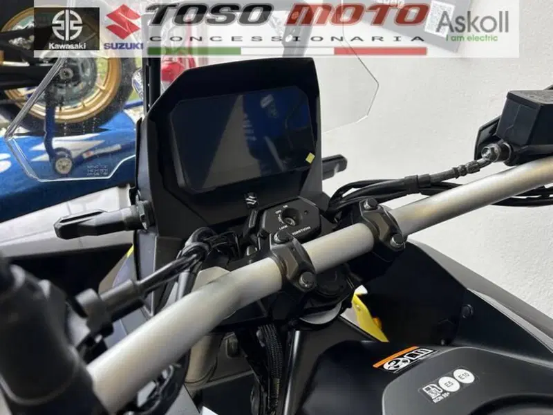 Suzuki V-Strom 800SE (2025 - 26) (12)