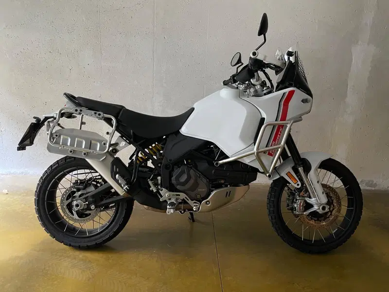 Ducati DesertX (2022 - 25) (3)