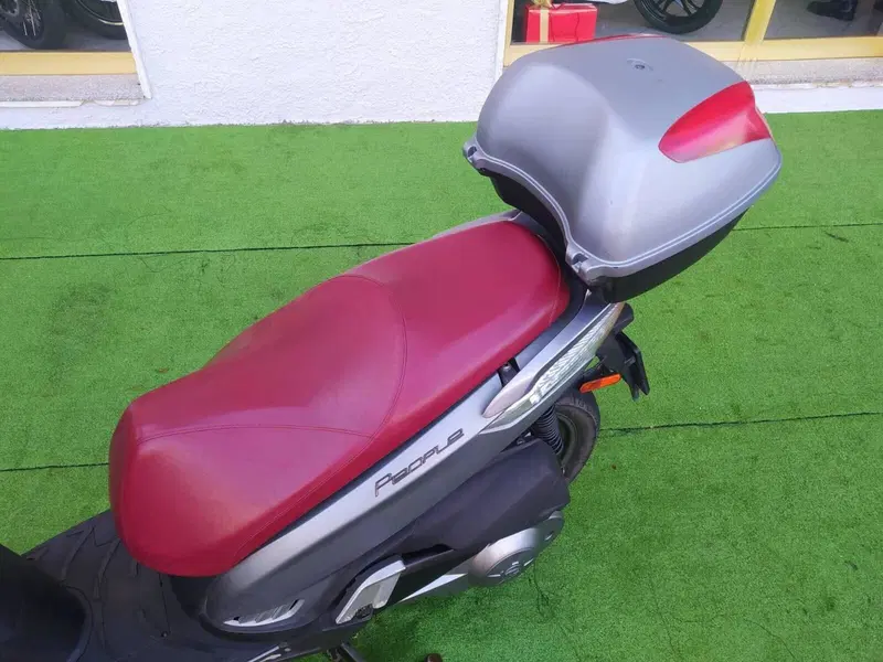 Kymco People 300i GT ABS (2016 - 20) (7)
