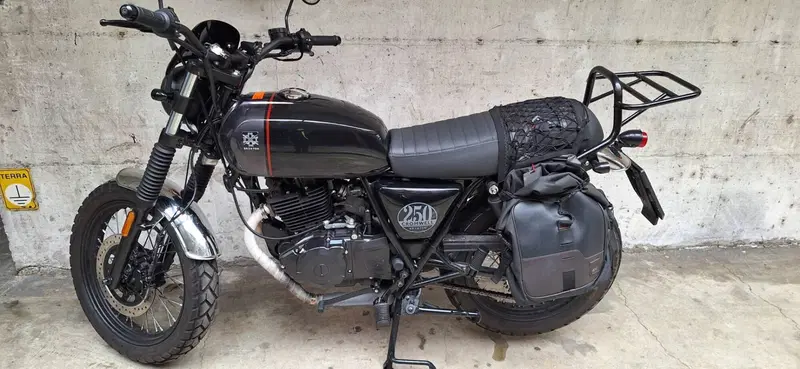 Brixton Motorcycles Cromwell 250 (2021 - 25)