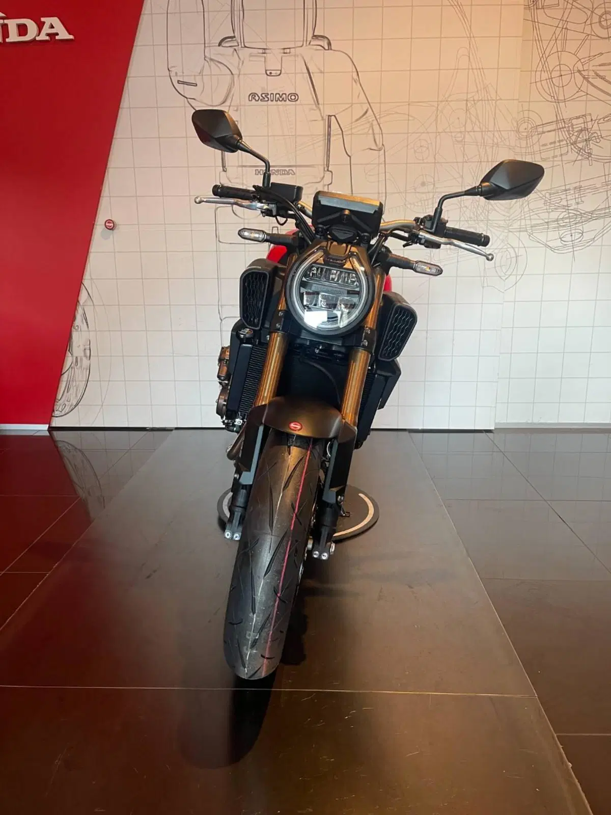 Honda CB 650 R E-Clutch (2024 - 26) (3)
