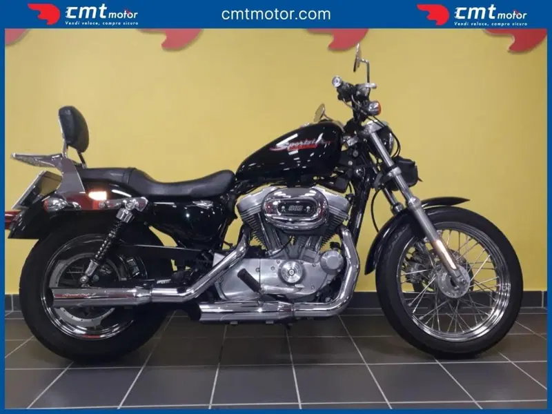 Harley-Davidson 883 Standard (2001 - 05) - XL 883