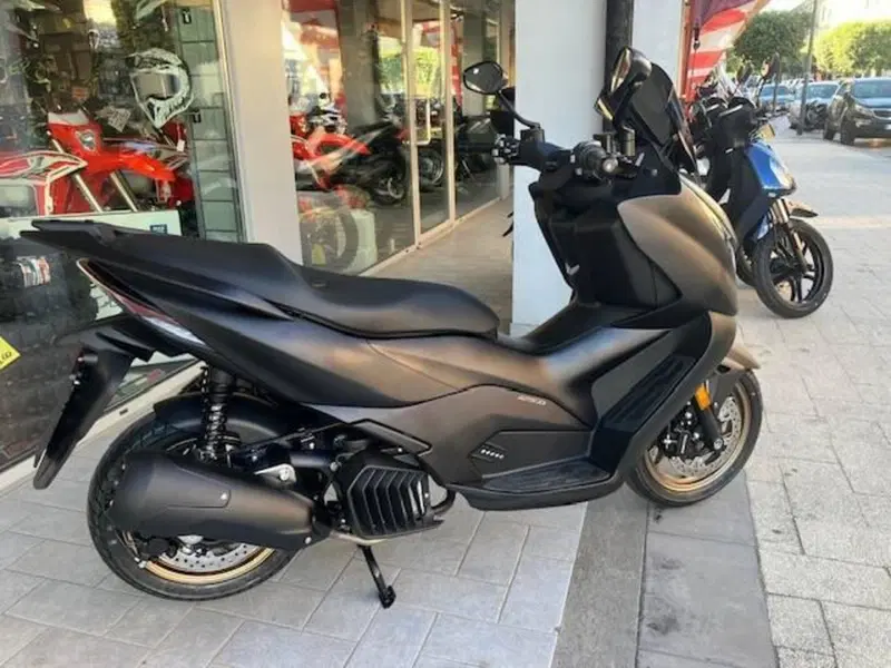Zontes ZT125-D (2023 - 26) (3)