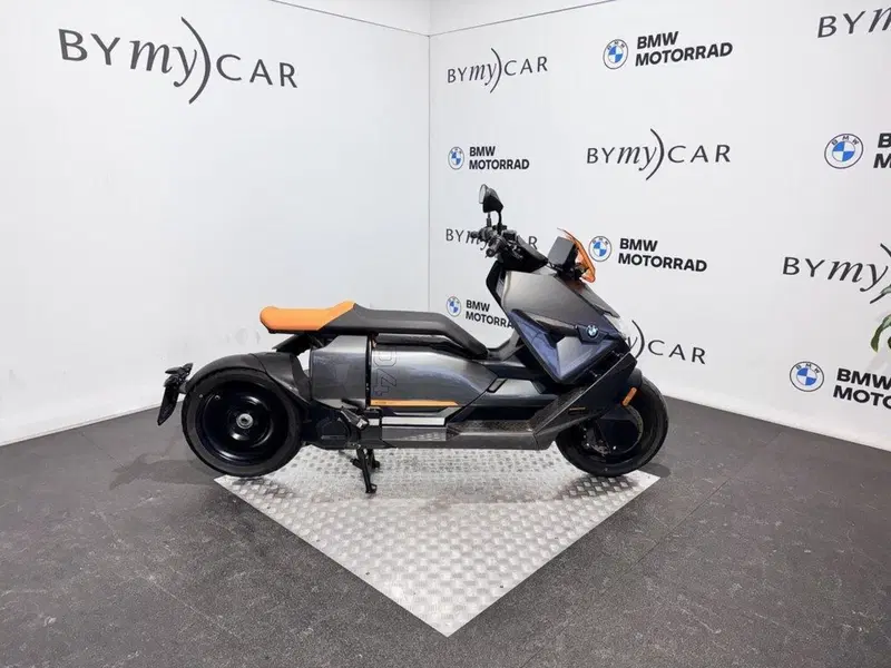 Bmw CE 04 (2021 - 25) (11)