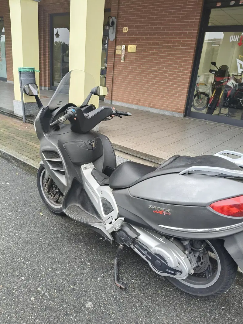Malaguti SpiderMax 500 GT (2004 - 07) (4)