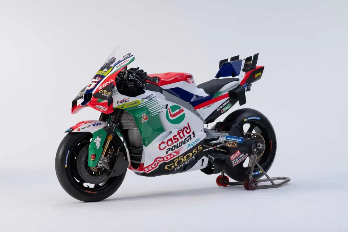 MotoGP 2026. Il team LCR svela le nuove livree: ecco i colori di Johann Zarco e del rookie Diogo Moreira (10)
