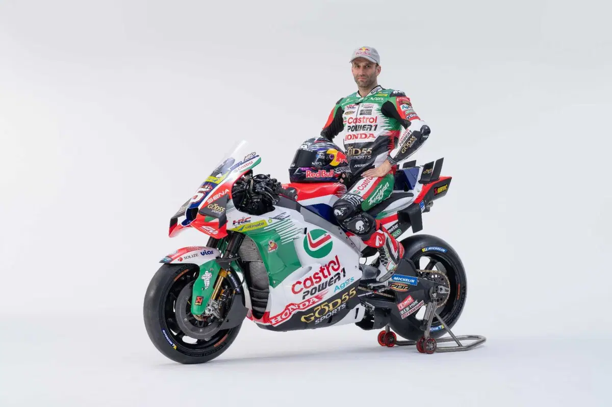 MotoGP 2026. Il team LCR svela le nuove livree: ecco i colori di Johann Zarco e del rookie Diogo Moreira (12)