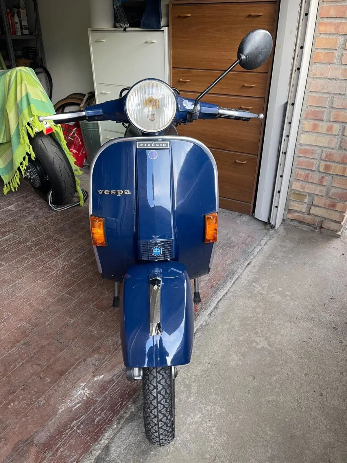 Piaggio Vespa PX150E (4)