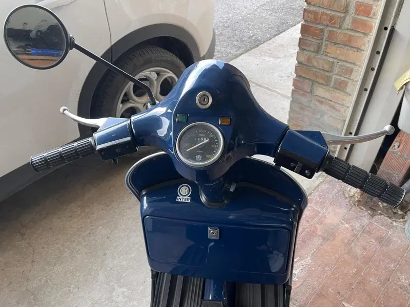 Piaggio Vespa PX150E (5)