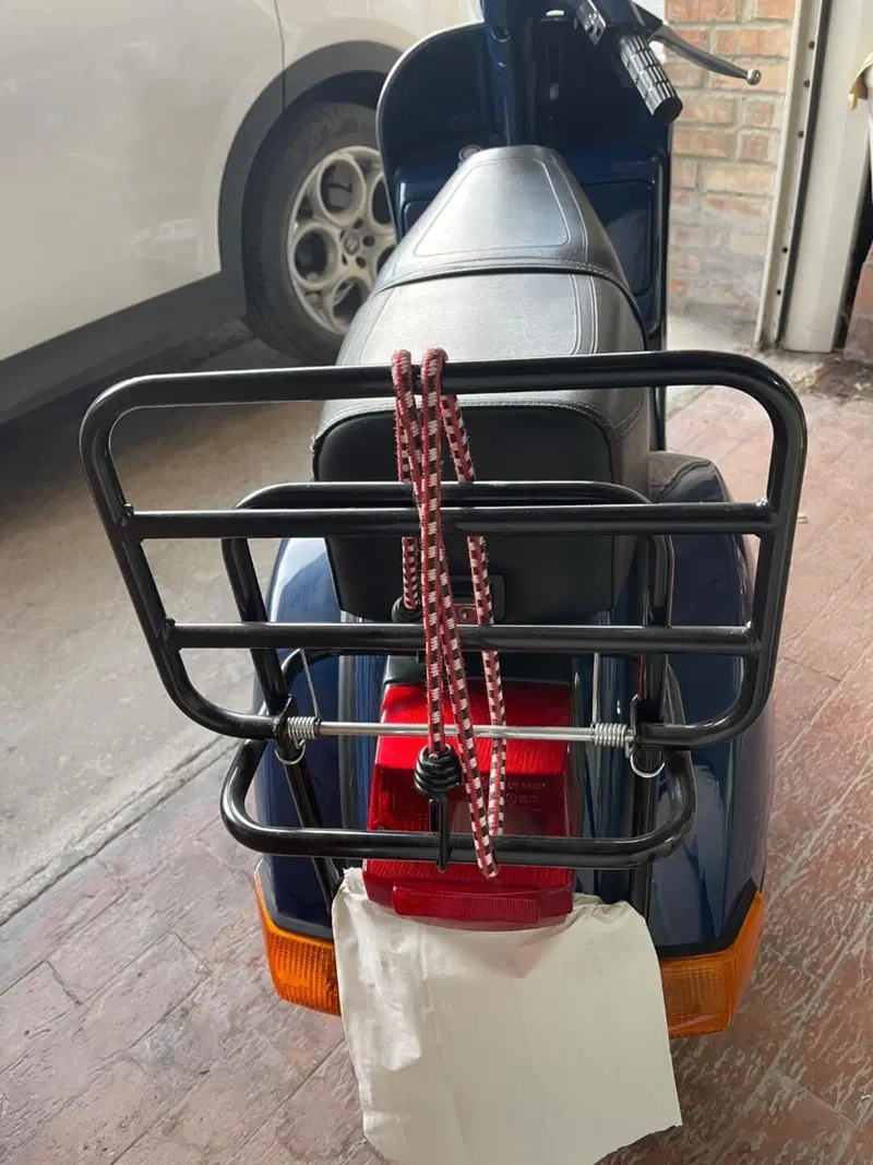 Piaggio Vespa PX150E (8)