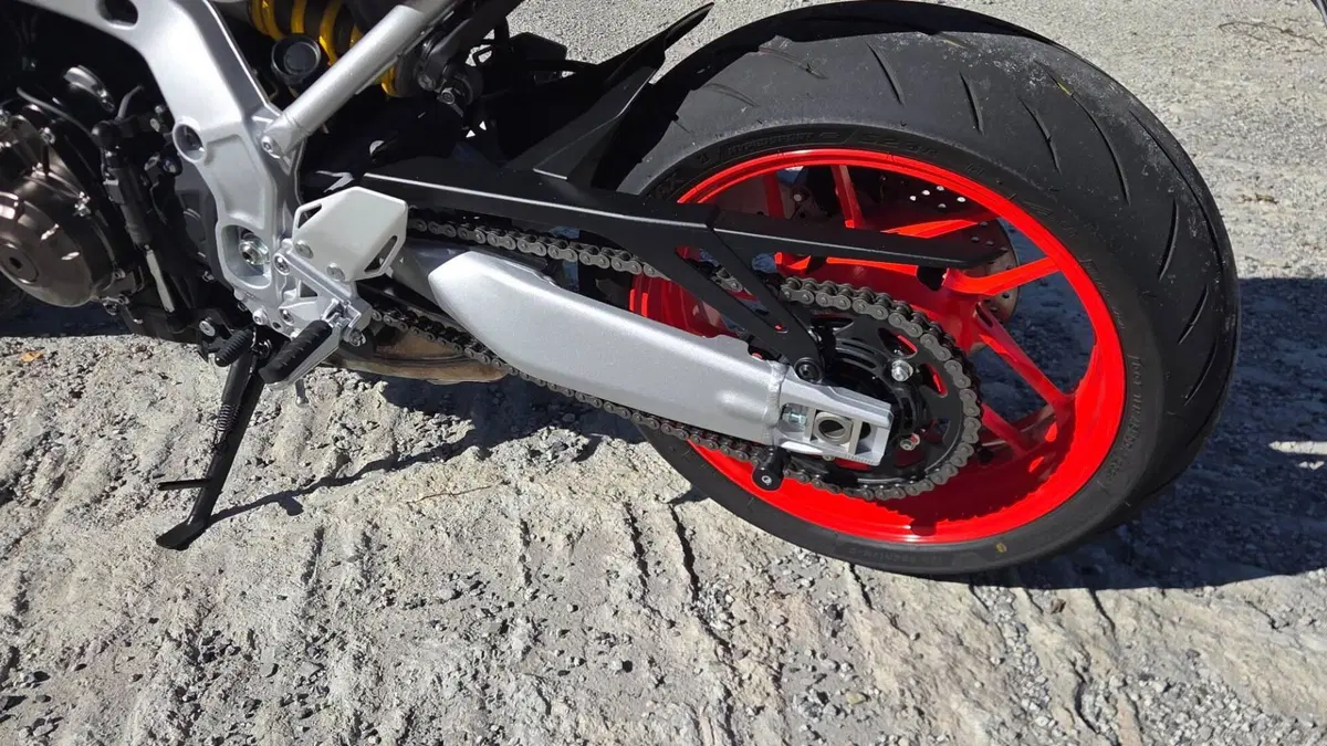 Yamaha XSR 900 GP (2024 - 26) (15)