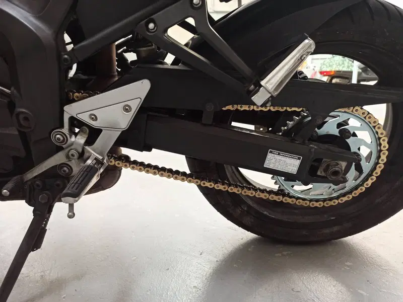 Yamaha FZ6 S2 (2007 - 11) (3)