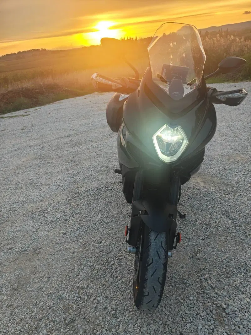 MV Agusta Turismo Veloce 800 R (2023 - 26) (5)