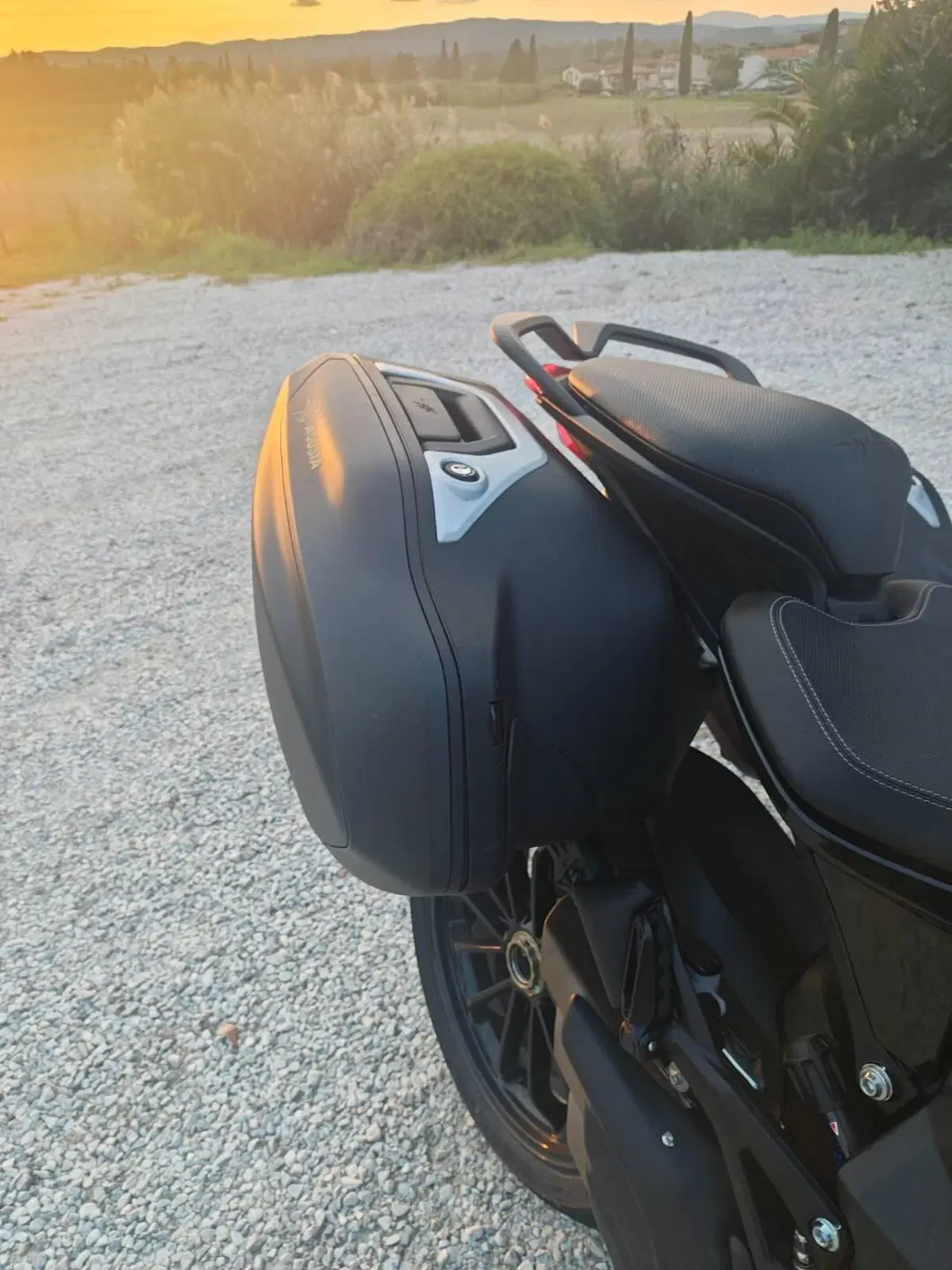 MV Agusta Turismo Veloce 800 R (2023 - 26) (15)