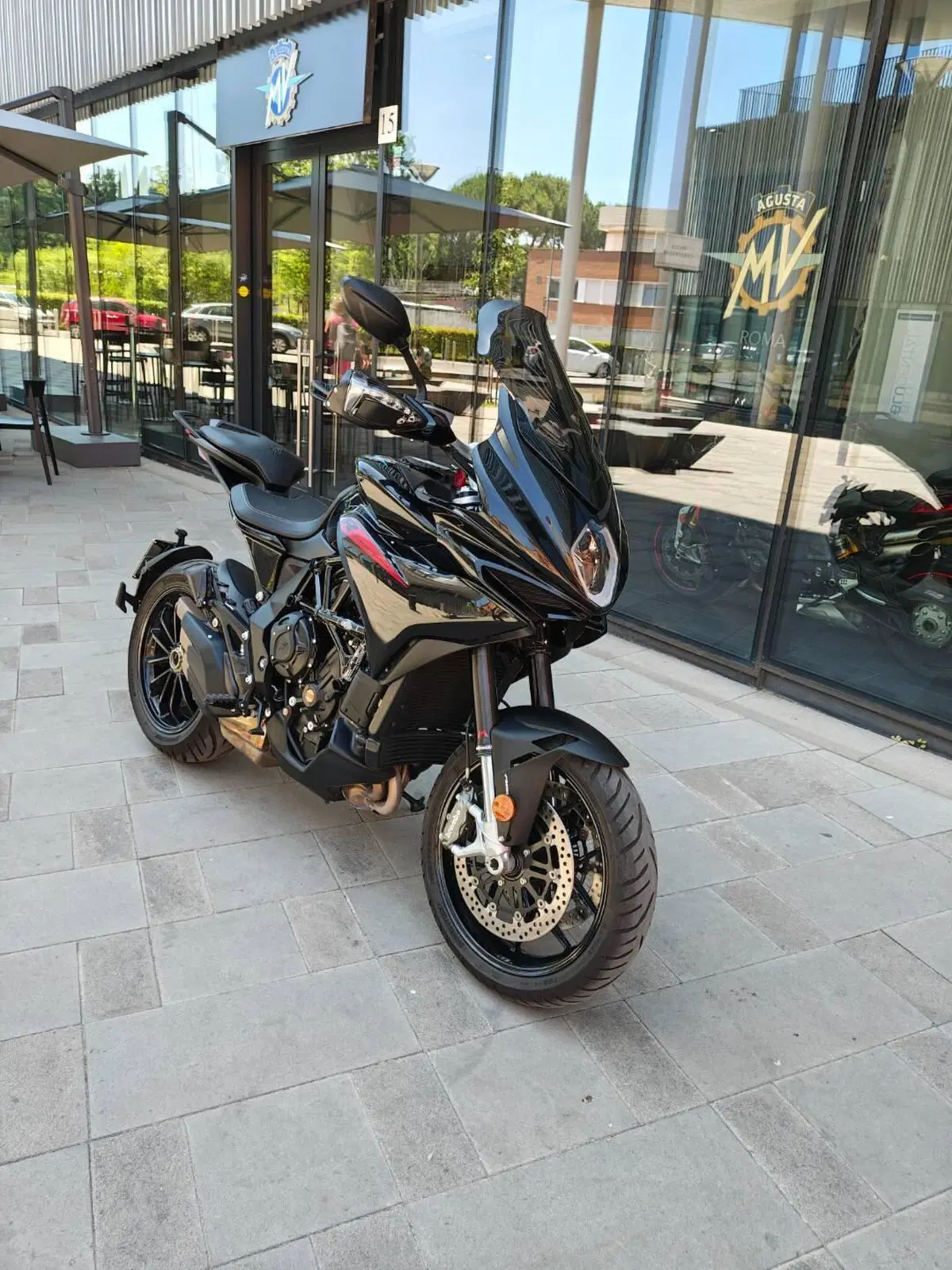 MV Agusta Turismo Veloce 800 R (2023 - 26) (14)