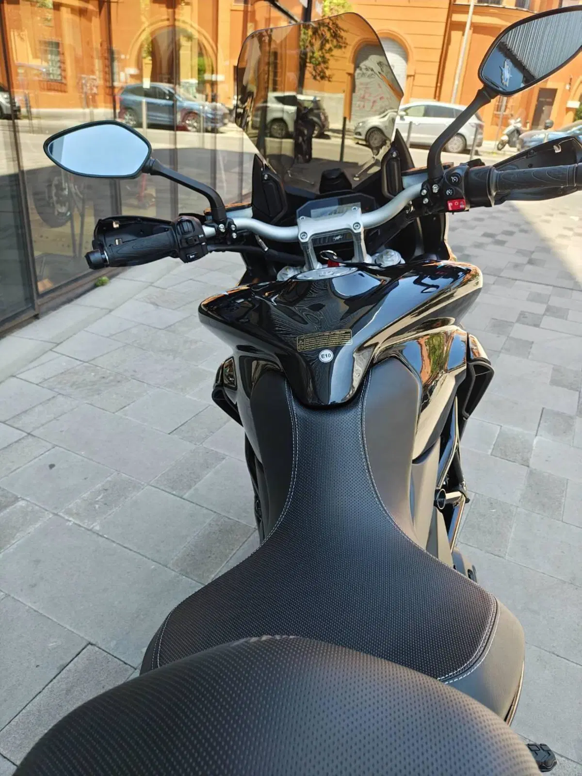 MV Agusta Turismo Veloce 800 R (2023 - 26) (13)