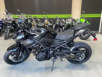 Kawasaki Z 900 (2025 - 26) nuova