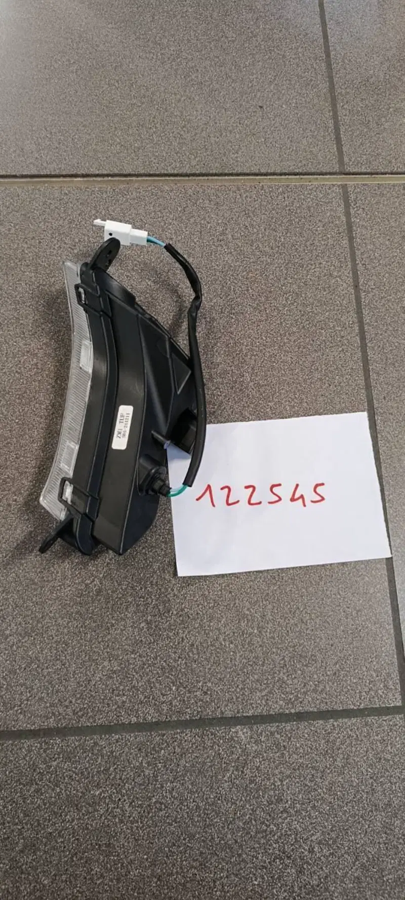 FRECCIA ANTERIORE DX SYM ADX 300 (3)