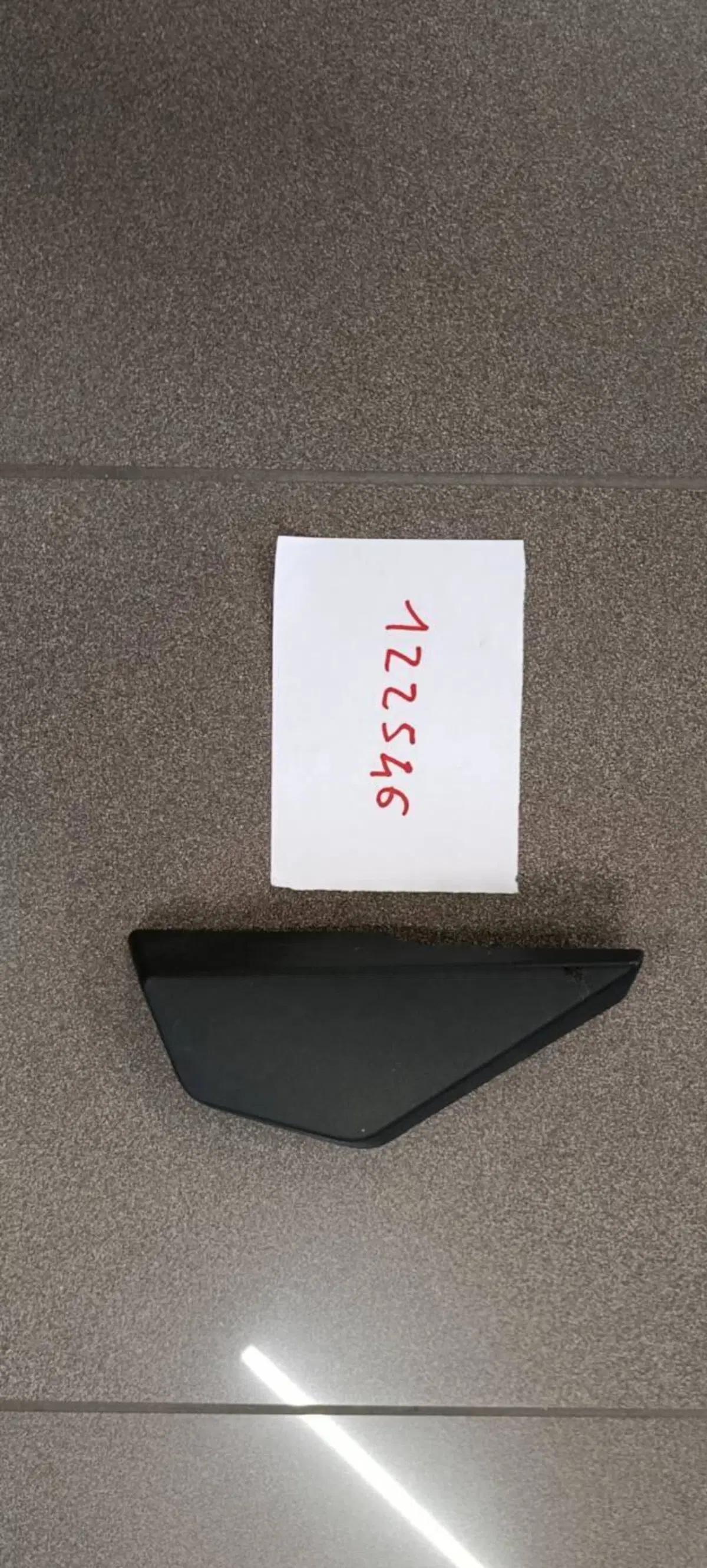 COVER DESTRA PARAFANGO ANTERIROE SYM ADX 300