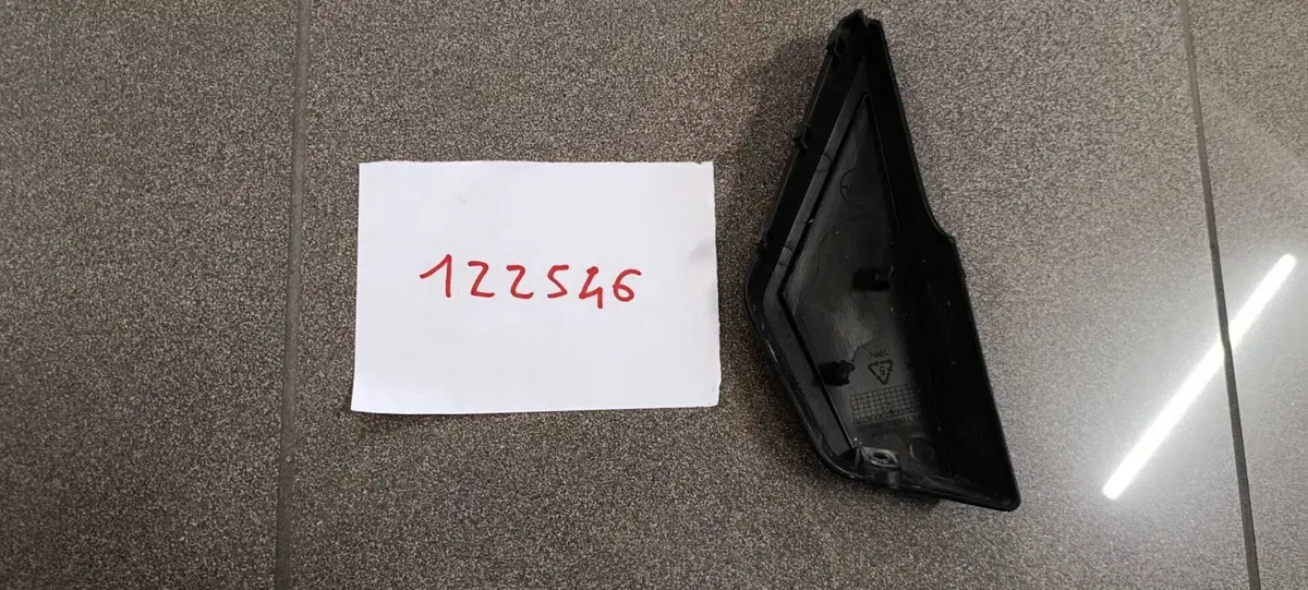 COVER DESTRA PARAFANGO ANTERIROE SYM ADX 300 (2)