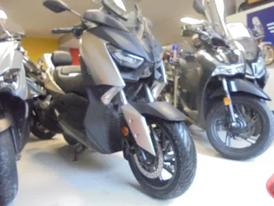Yamaha X-Max 400 ABS (2017 - 20) usata