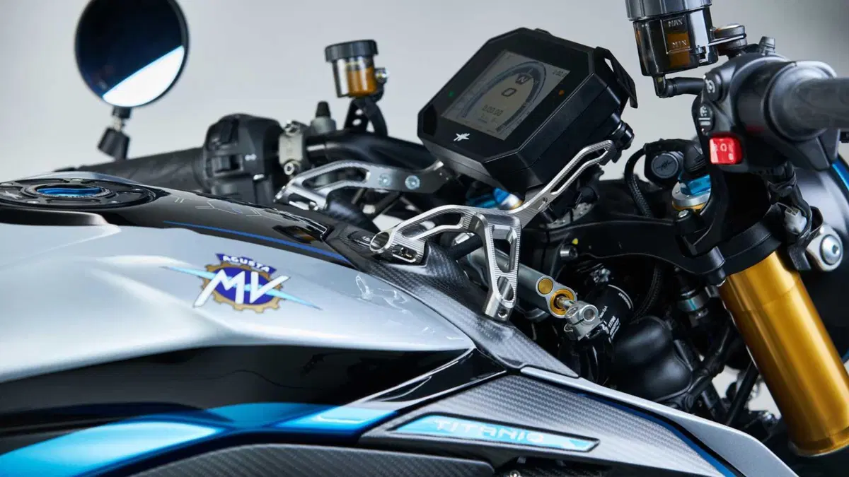 MV Agusta Rush 1000 Rush 1000 Titanio (2026) (5)