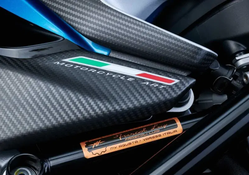 MV Agusta Rush 1000 Rush 1000 Titanio (2026) (6)