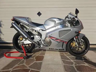 Honda VTR 1000 SP-1 (2000 - 01) usata