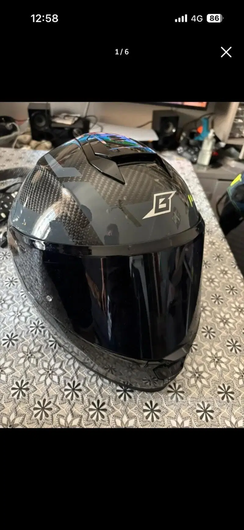 Casco in carbonio Befast