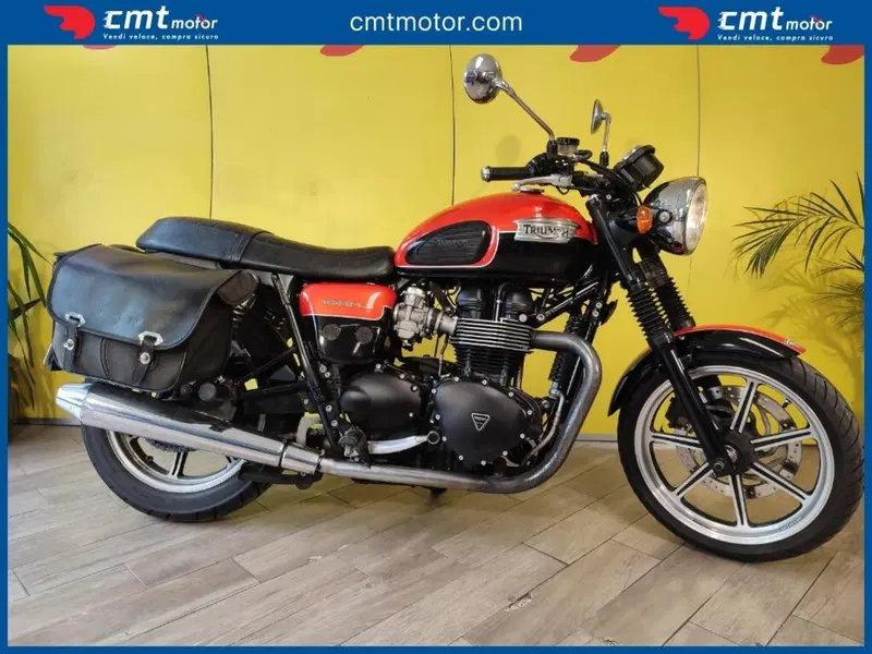 Triumph Bonneville (2007 - 16)