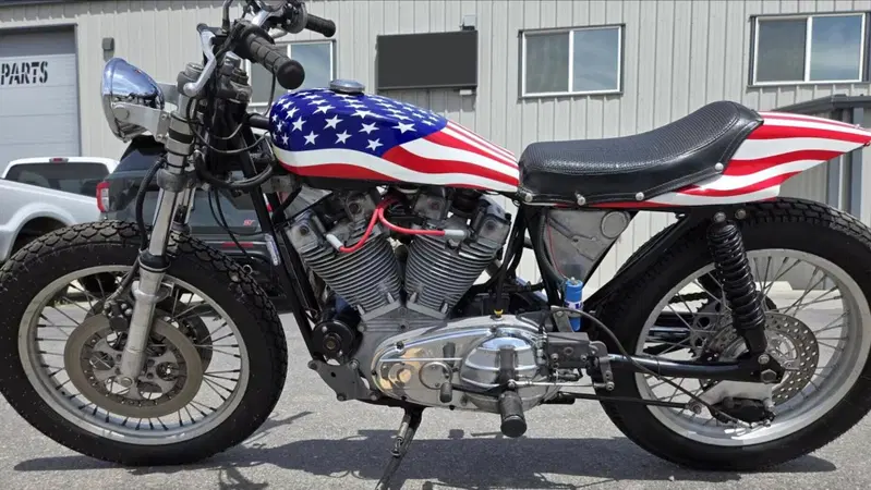 HD XR-750 Street Tracker di Allan Girdler