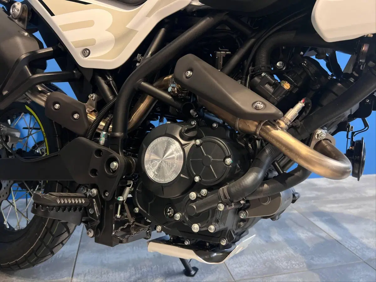 Benelli BKX 125 (2026) (3)