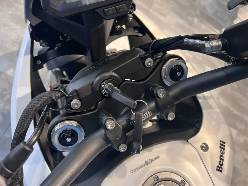 Benelli BKX 125 (2026) (13)