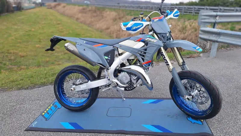 Tm Moto SMR 125 ES Fi 2T (2026)