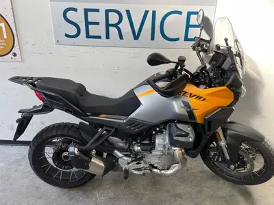 Moto Guzzi Stelvio (2024 - 26) usata