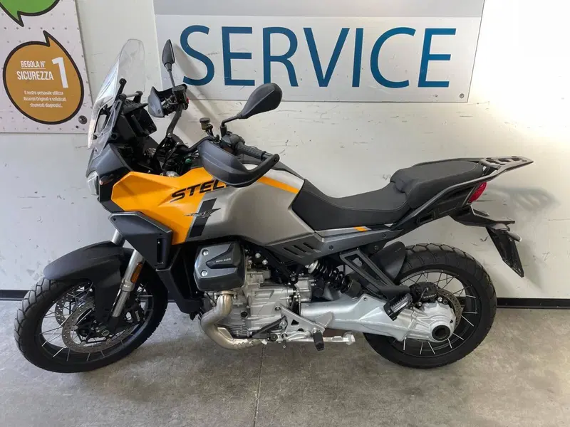 Moto Guzzi Stelvio (2024 - 26) (2)