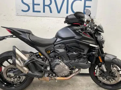 Ducati Monster 937 + (2021 - 25) usata